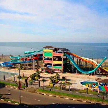Apartamento Olympic Batumi Exterior foto
